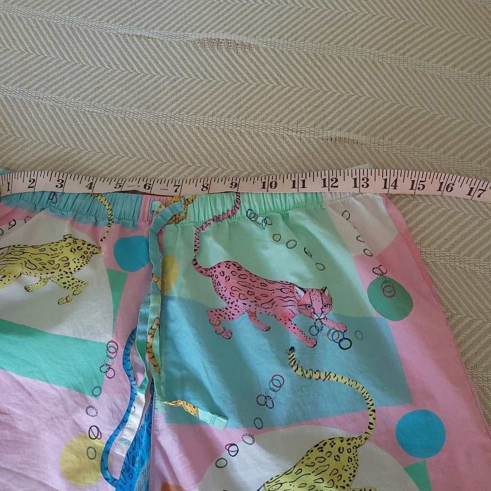 The Cat's Pajamas Size Medium Pastel Pink Blue Yellow Cat Jaguar Leopard Shorts - Picture 5 of 10